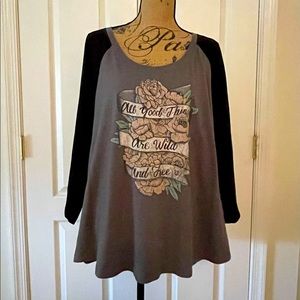 Torrid Rose design raglan t-shirt